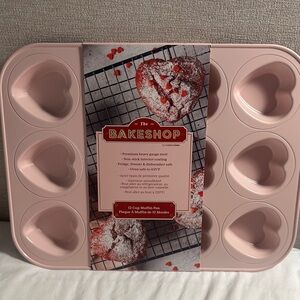 The Bakeshop 12 cup heart muffin pan